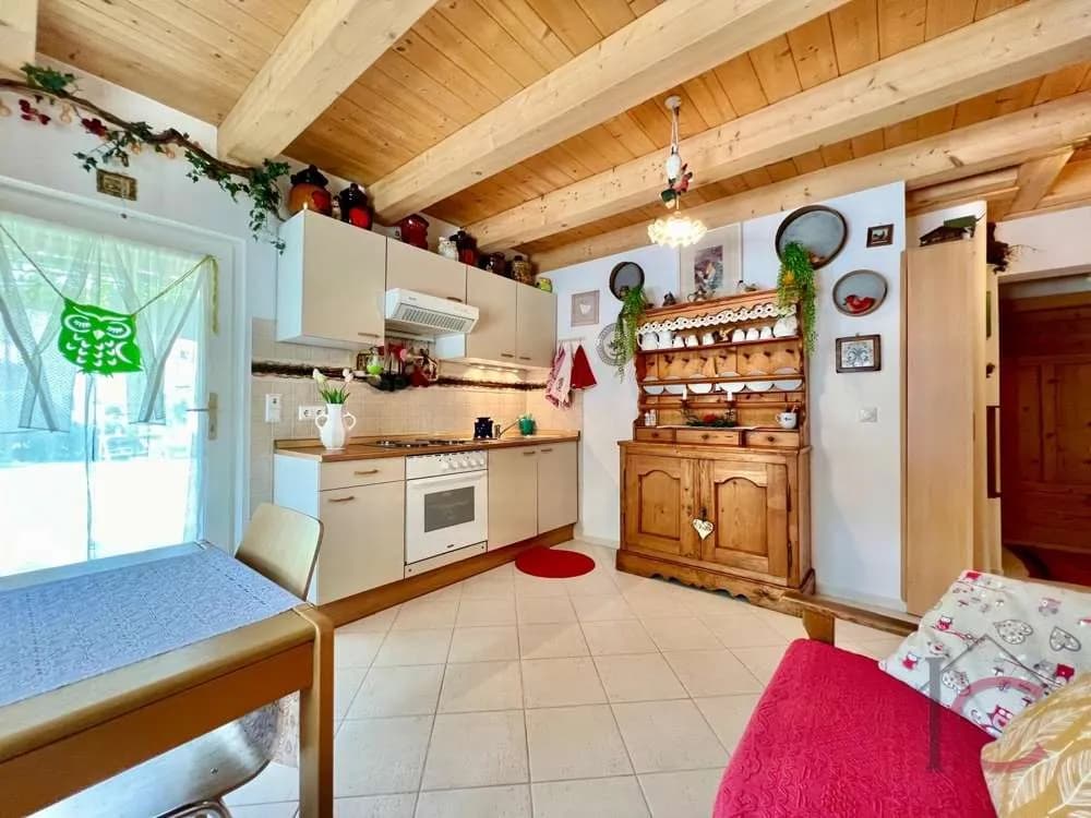 10-Zimmer-Gewerbeimmobilie kaufen in Feldkirchen – 219 m², € 438.000 – Bild 6 von 32
