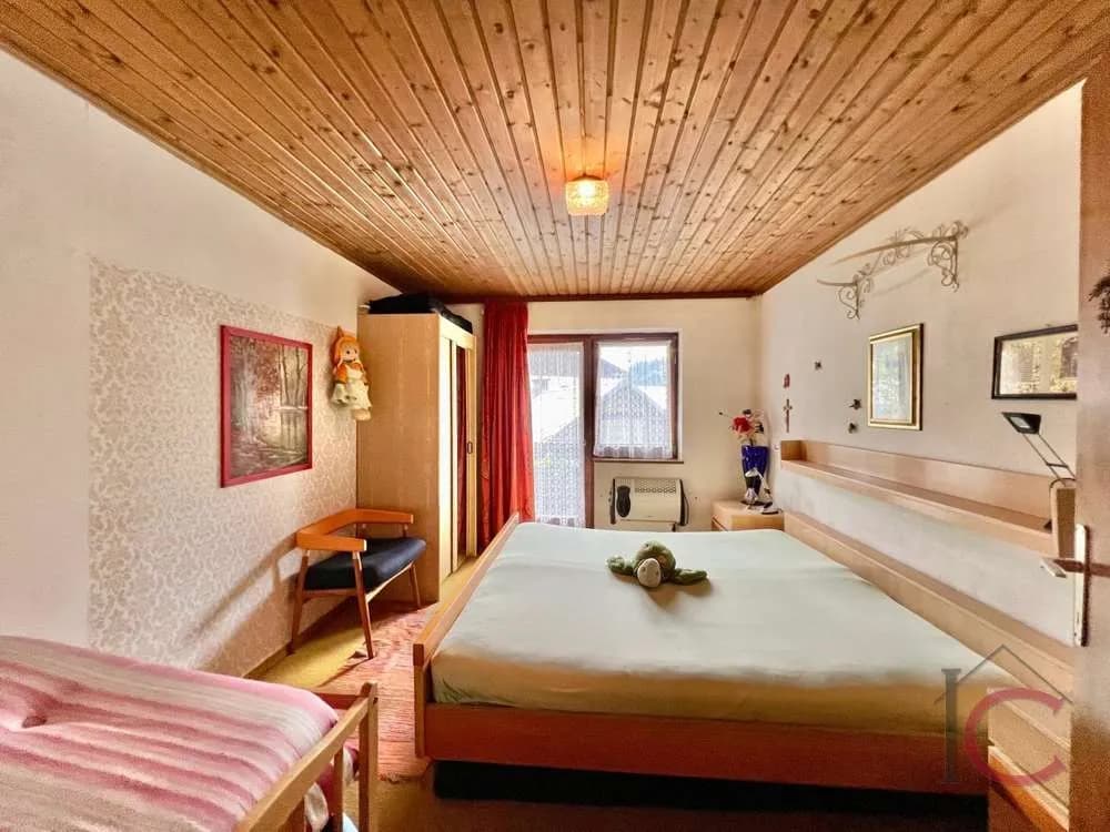 10-Zimmer-Gewerbeimmobilie kaufen in Feldkirchen – 219 m², € 438.000 – Bild 31 von 32