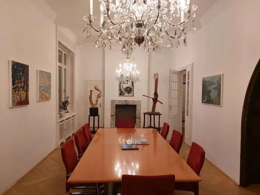 6-Zimmer-Gewerbeimmobilie mieten in Wien – 236 m², € 4.250 – Bild 1 von 47