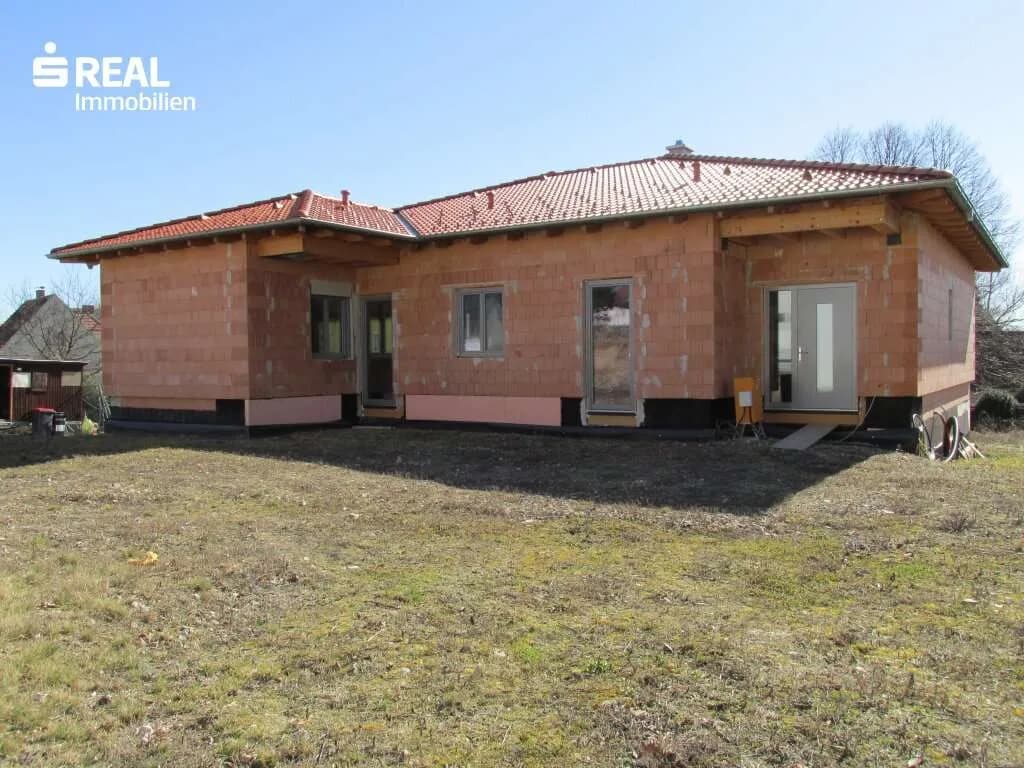 4-Zimmer-Haus kaufen in Waidhofen an der Thaya – 163 m², € 277.000 – Bild 2 von 26