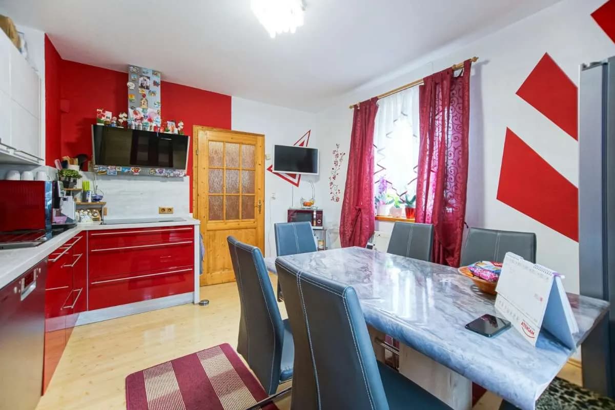 6-Zimmer-Haus kaufen in Leoben – 180 m², € 259.000 – Bild 9 von 36