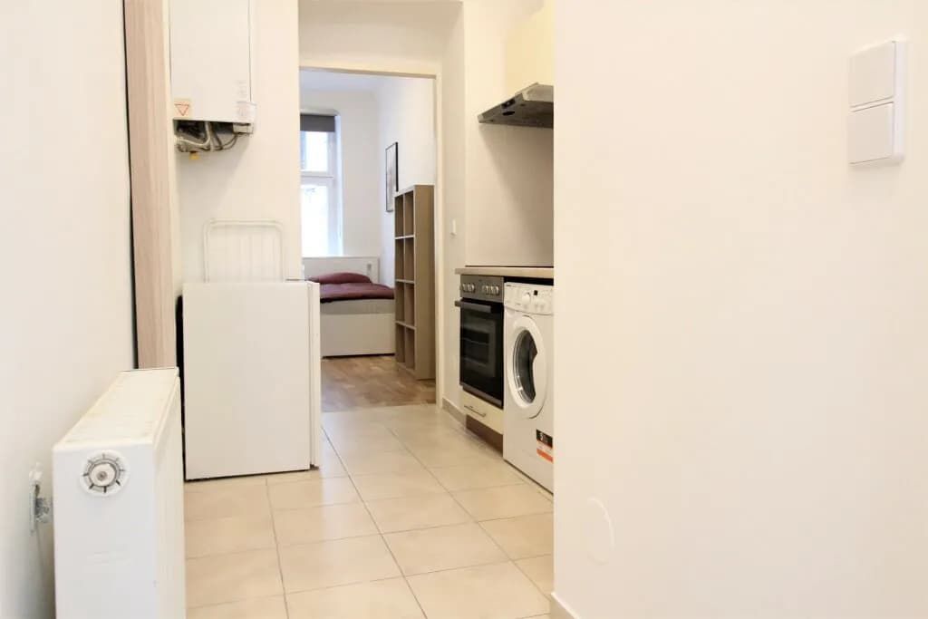 1-Zimmer-Wohnung mieten in Wien – 19 m², € 800 – Bild 2 von 9