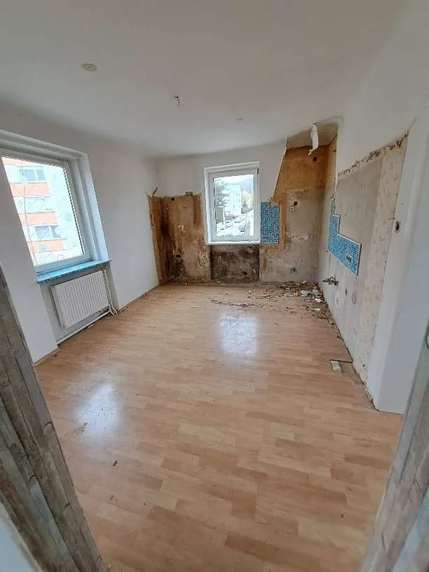 10-Zimmer-Gewerbeimmobilie kaufen in Baden – 1 000 m², € 1.150.000 – Bild 8 von 9