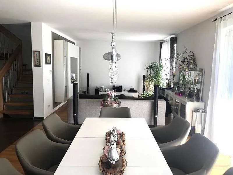 5-Zimmer-Wohnung mieten in Linz – 157 m², € 3.545 – Bild 8 von 22