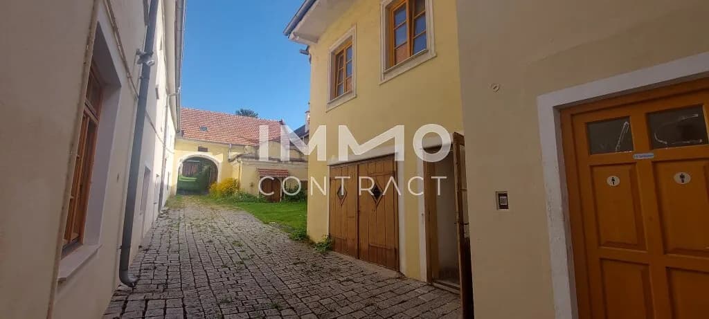 Haus kaufen in Krems Land – 300 m², € 830.000 – Bild 2 von 26