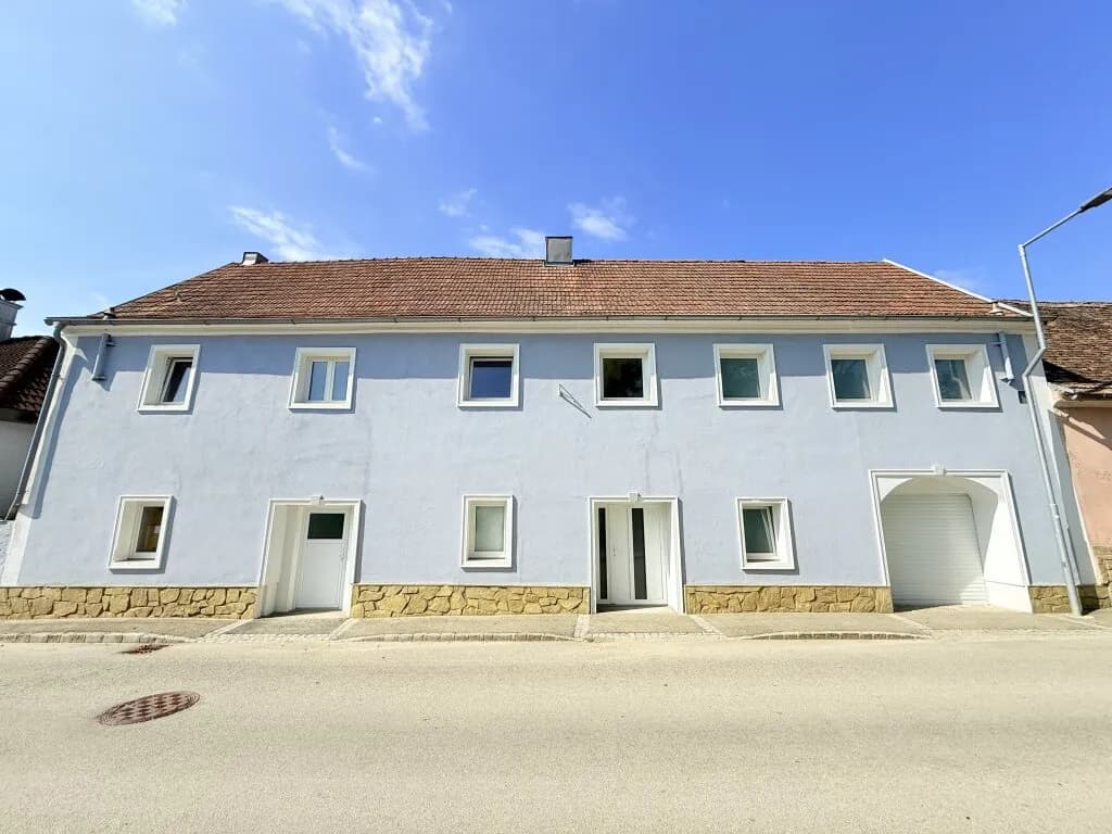 5-Zimmer-Haus kaufen in Hollabrunn – 219 m², € 275.000