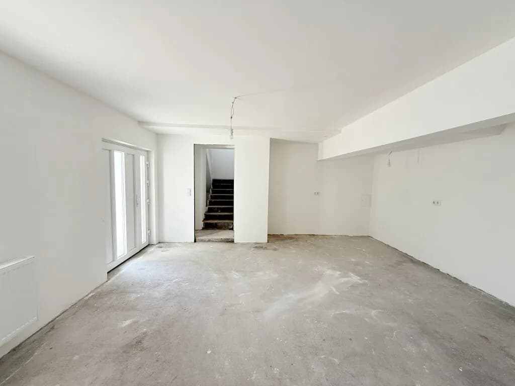 5-Zimmer-Haus kaufen in Hollabrunn – 219 m², € 275.000 – Bild 6 von 71