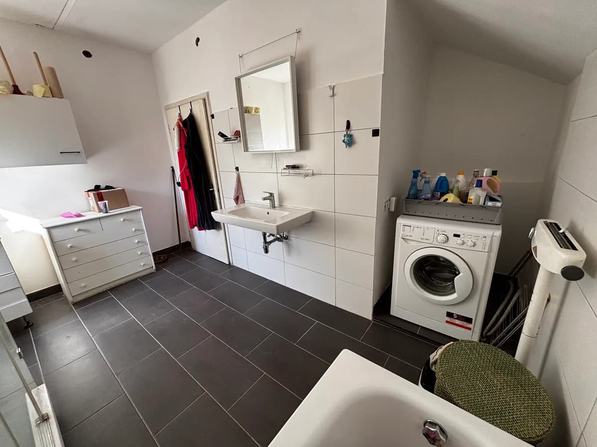 Haus kaufen in Hollabrunn – 219 m², € 280.000 – Bild 34 von 58