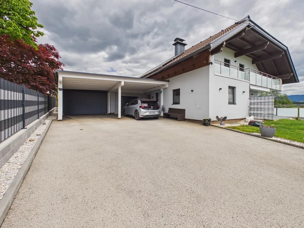 10-Zimmer-Haus kaufen in Feldkirchen – 250 m², € 775.000 – Bild 8 von 35