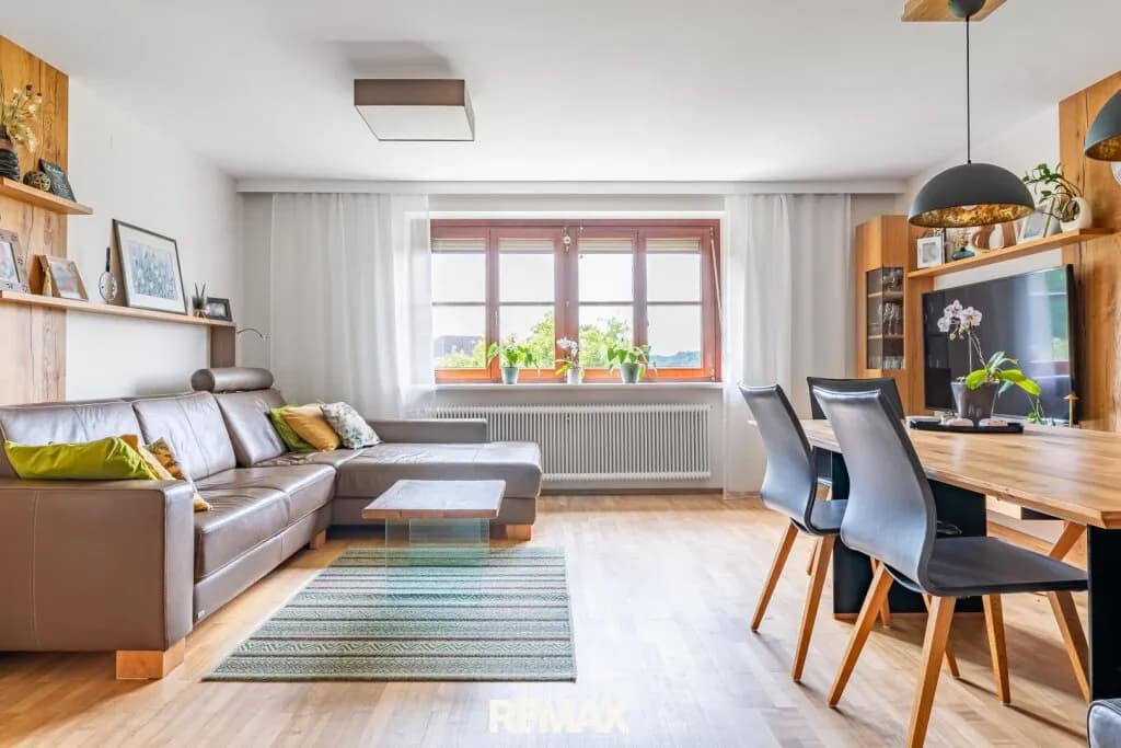 7-Zimmer-Gewerbeimmobilie kaufen in Rohrbach – 225 m², € 995.000 – Bild 2 von 25