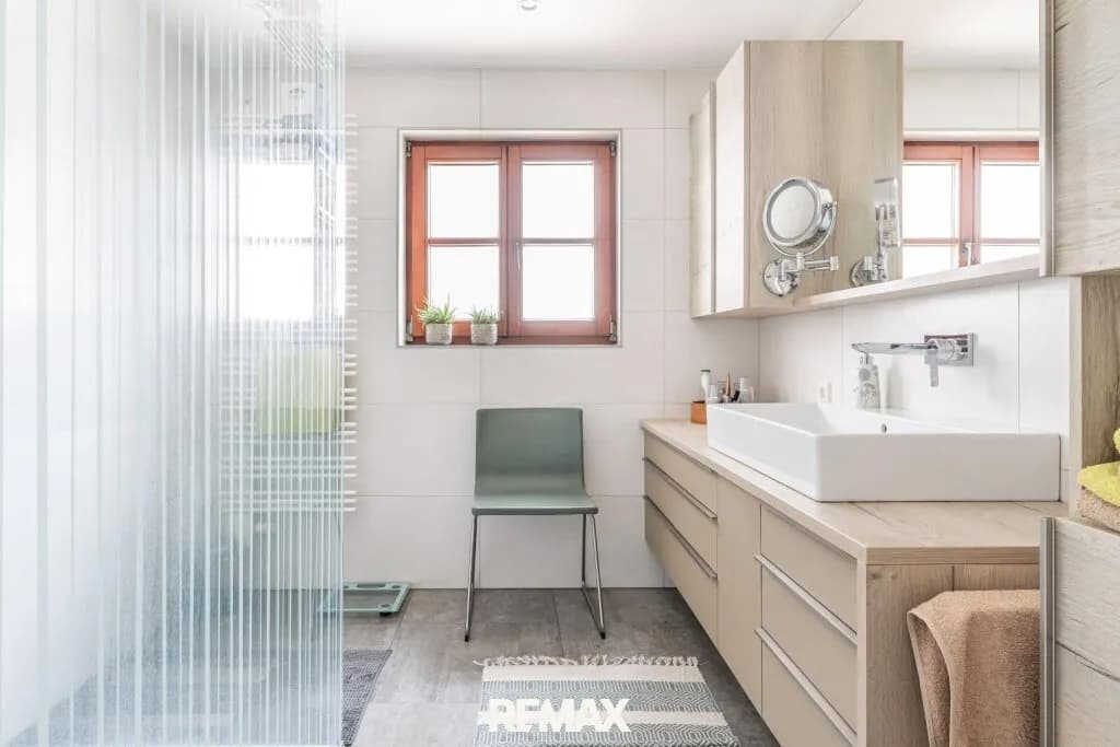 7-Zimmer-Gewerbeimmobilie kaufen in Rohrbach – 225 m², € 995.000 – Bild 6 von 25