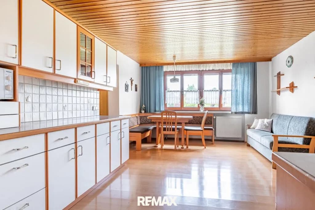 7-Zimmer-Gewerbeimmobilie kaufen in Rohrbach – 225 m², € 995.000 – Bild 9 von 25