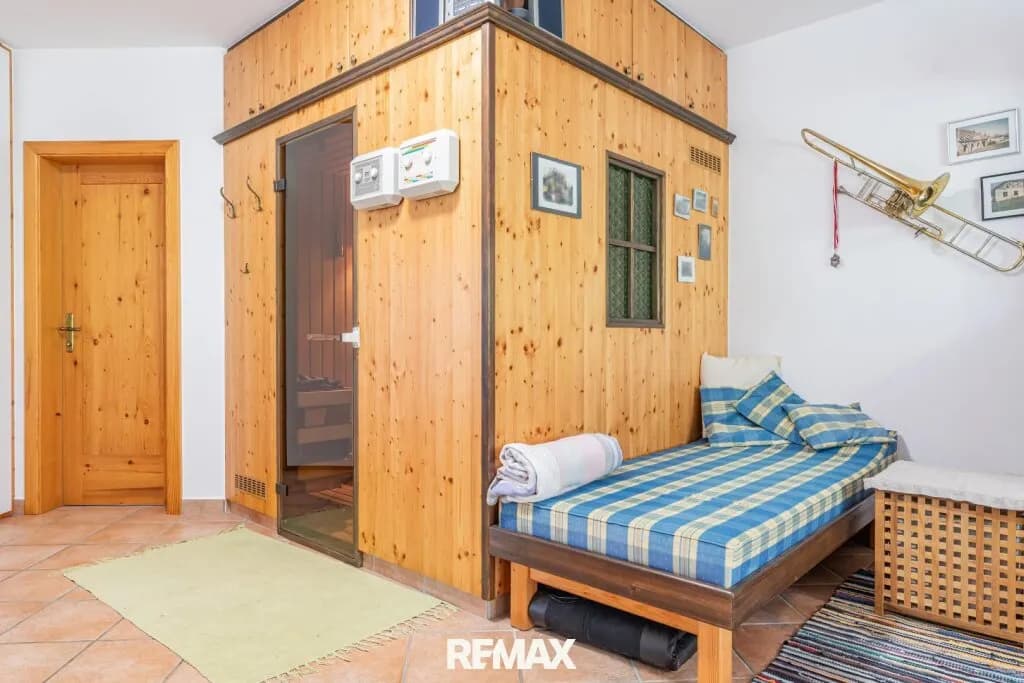 7-Zimmer-Gewerbeimmobilie kaufen in Rohrbach – 225 m², € 995.000 – Bild 15 von 25