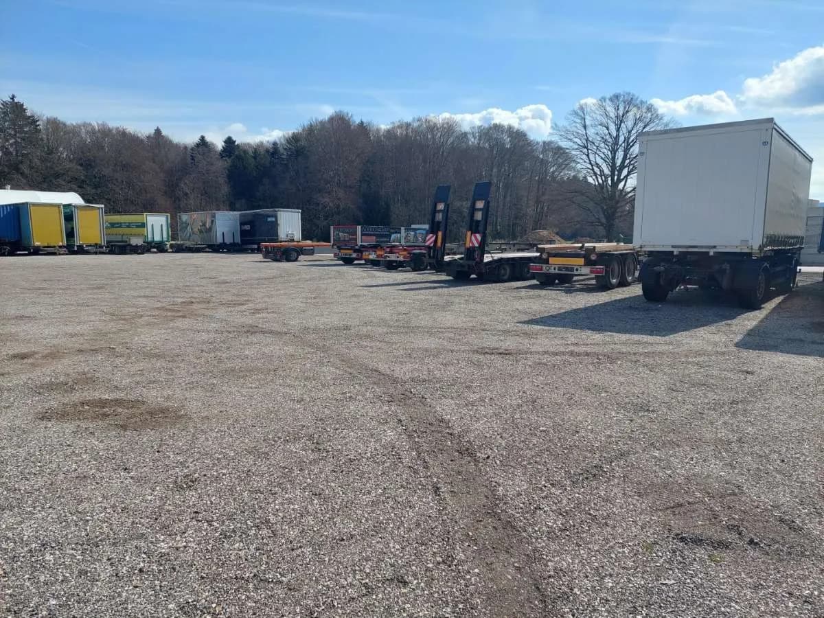 Grundstück mieten in Braunau am Inn – 1 500 m², € 2.700