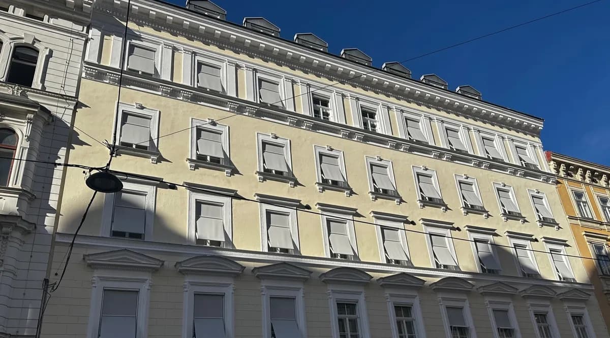 Gewerbeimmobilie mieten in Wien – 590 m², € 17