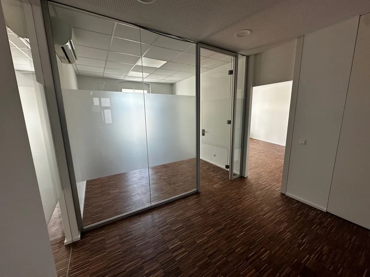 Gewerbeimmobilie mieten in Wien – 590 m², € 17 – Bild 15 von 19