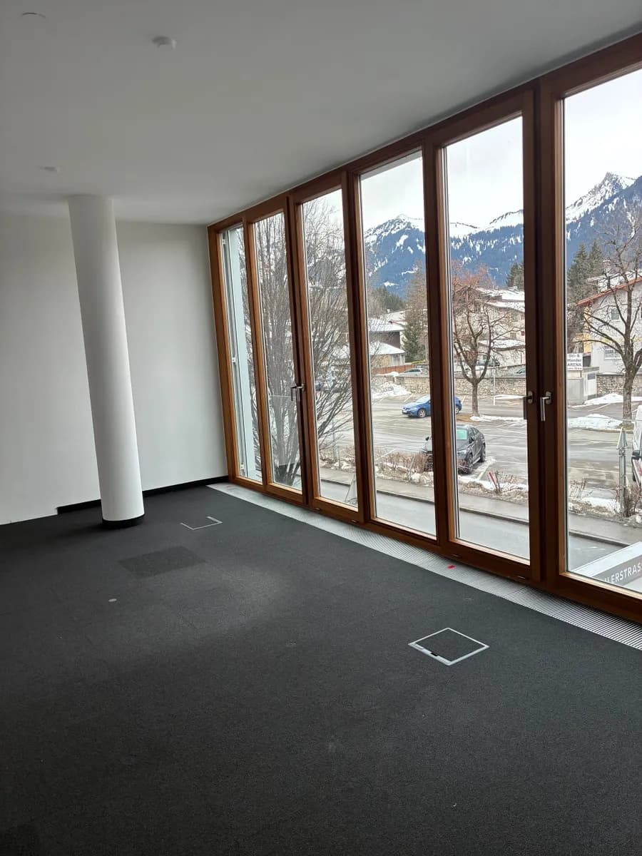 Gewerbeimmobilie mieten in Reutte – 75 m², € 1.324 – Bild 2 von 5