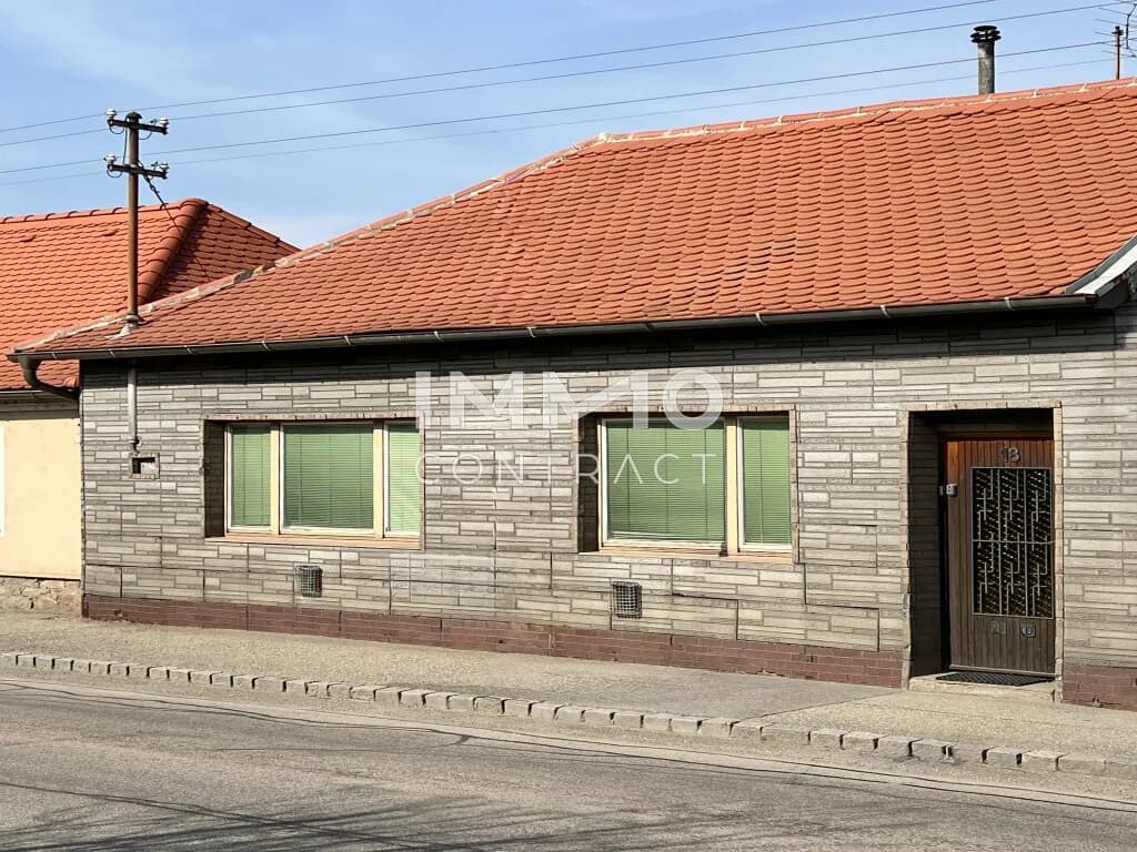 3-Zimmer-Immobilie kaufen in Hollabrunn – 90 m², € 99.000 – Bild 1 von 16