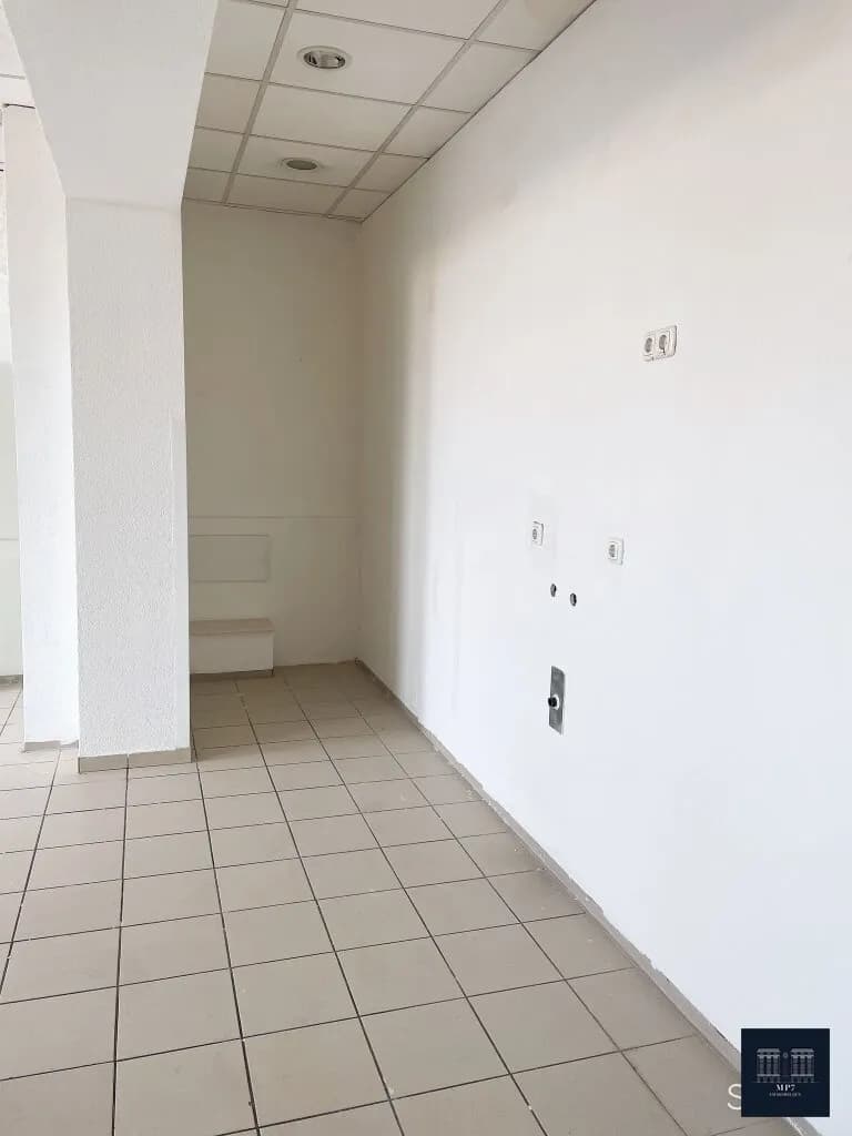 Gewerbeimmobilie mieten in Linz – 82 m², € 800 – Bild 4 von 13