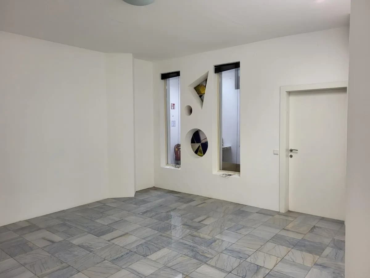 Gewerbeimmobilie mieten in Wels – 85 m², € 950 – Bild 8 von 13