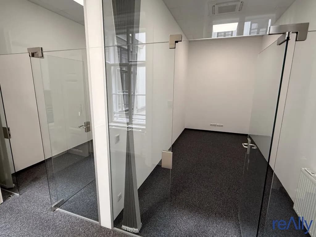 17-Zimmer-Gewerbeimmobilie mieten in Wien – 570 m², € 14.078 – Bild 14 von 23