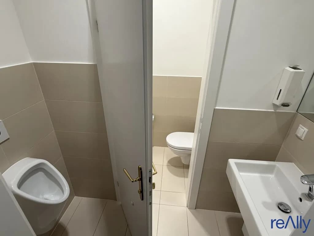 17-Zimmer-Gewerbeimmobilie mieten in Wien – 570 m², € 14.078 – Bild 16 von 23