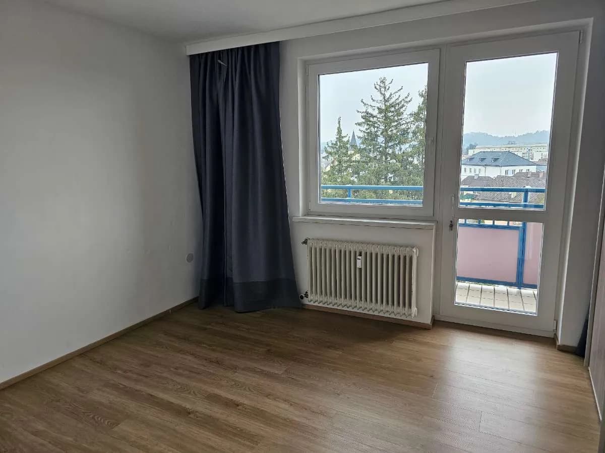 3-Zimmer-Wohnung kaufen in Vöcklabruck – 75 m², € 218.000 – Bild 8 von 9