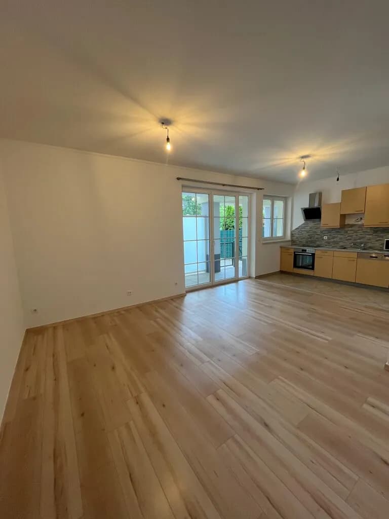 2-Zimmer-Wohnung mieten in Baden – 58 m², € 765