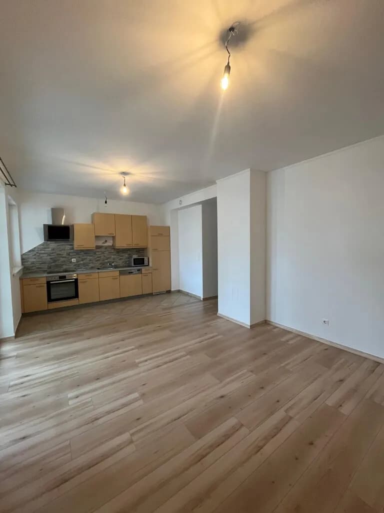 2-Zimmer-Wohnung mieten in Baden – 58 m², € 765 – Bild 2 von 15