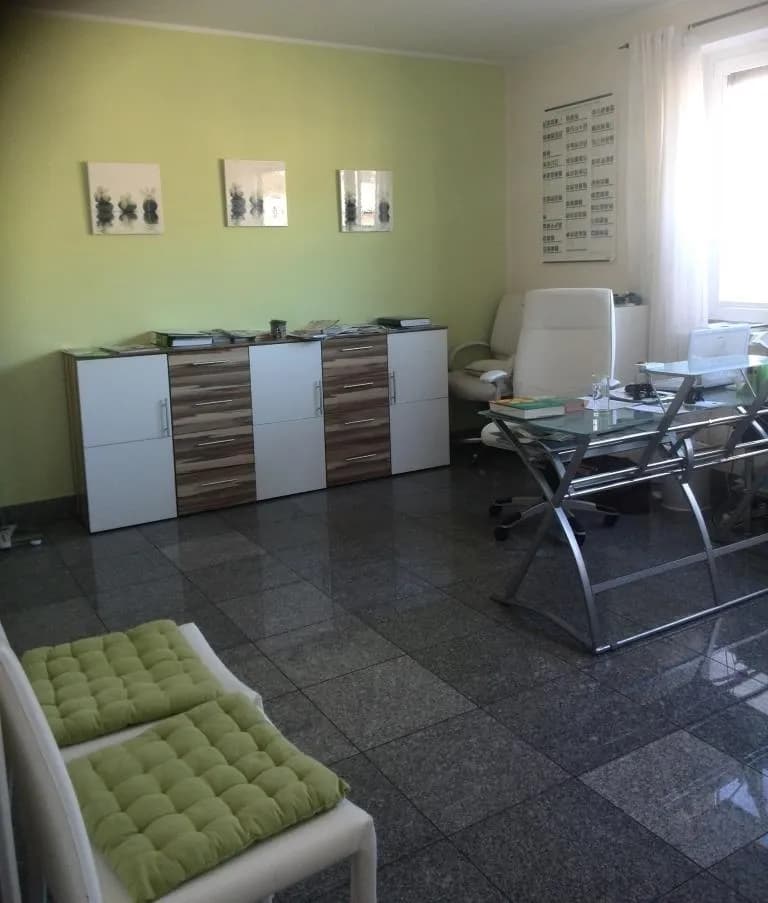 2-Zimmer-Gewerbeimmobilie mieten in Linz – 33 m², € 650 – Bild 2 von 6