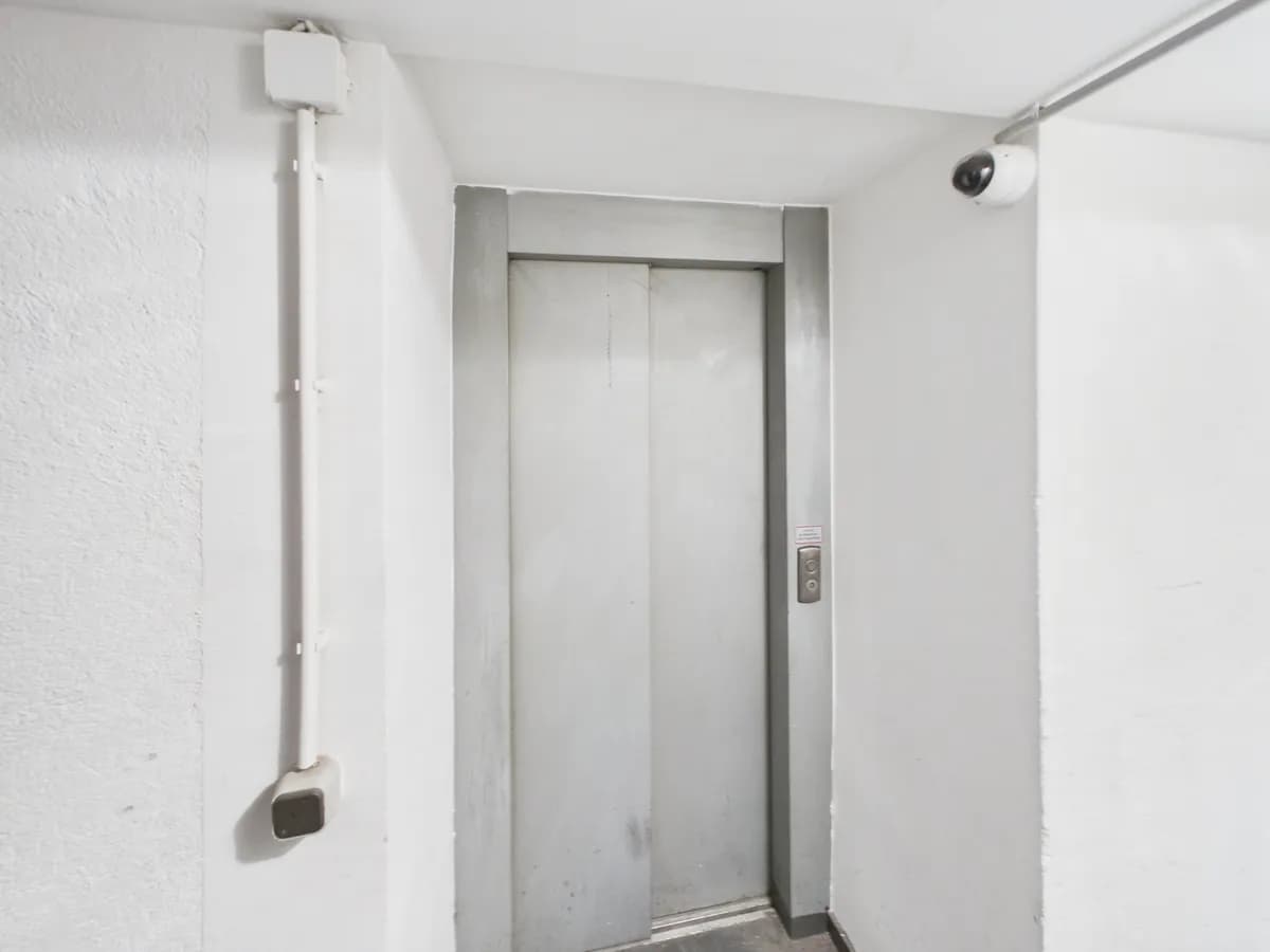 Gewerbeimmobilie mieten in Wien – 400 m², € 6.262 – Bild 8 von 11