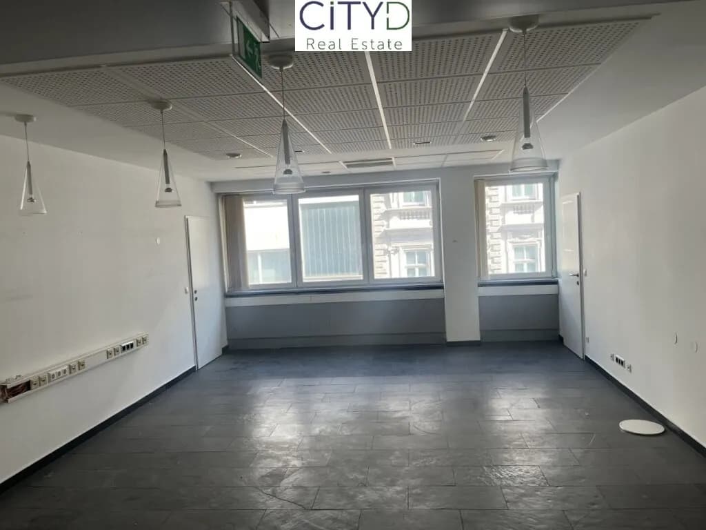 16-Zimmer-Gewerbeimmobilie kaufen in Wien – 623 m², € 1.548.475 – Bild 2 von 5
