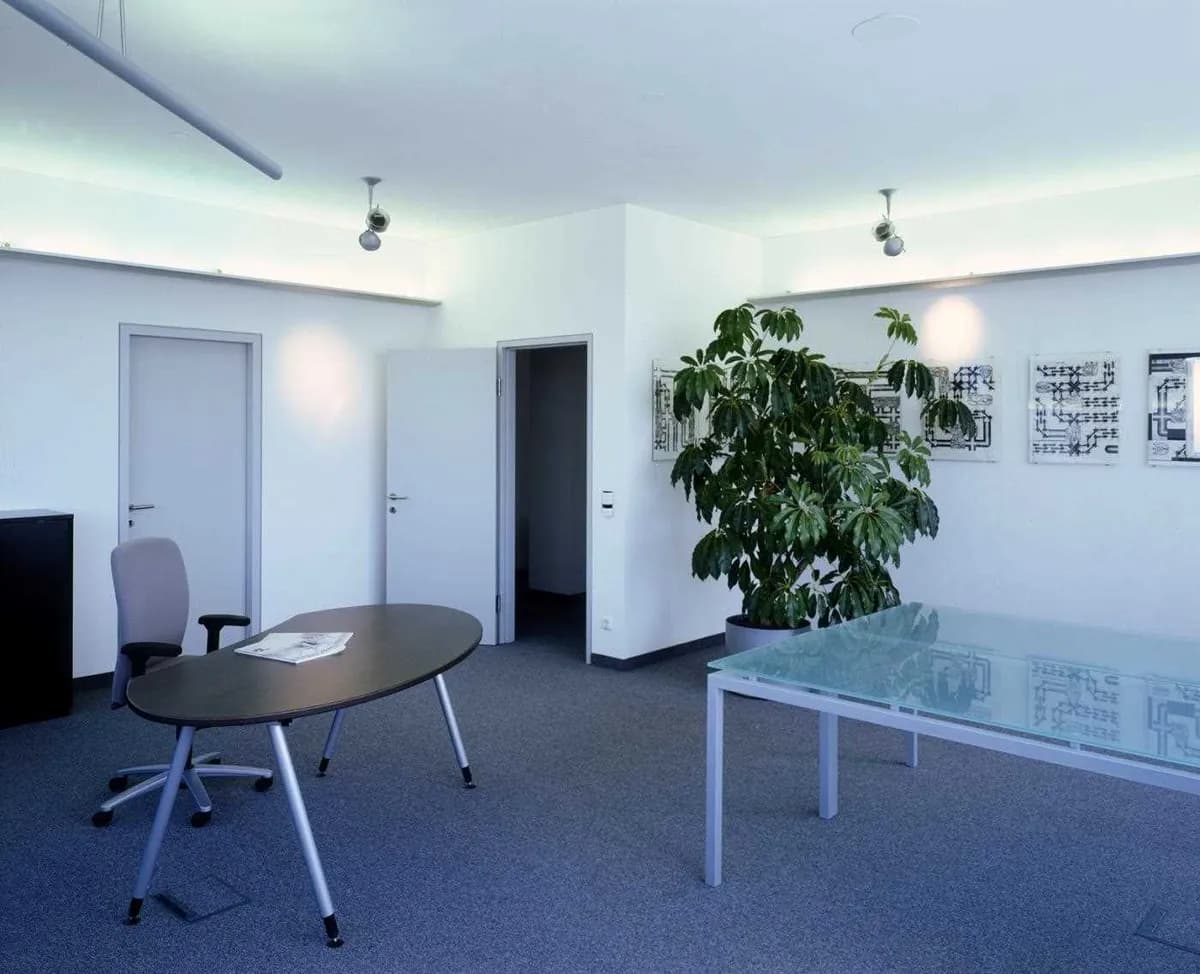 Gewerbeimmobilie mieten in Wien – 1 369 m², € 14 – Bild 4 von 7