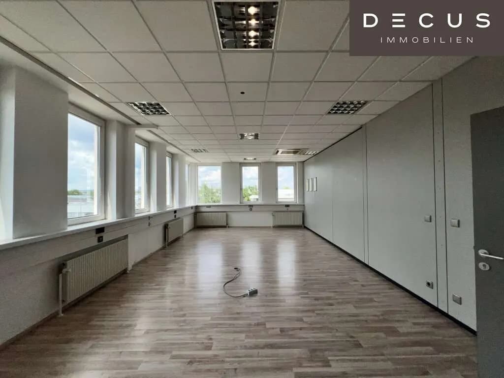 Gewerbeimmobilie mieten in Wien – 800 m², € 12