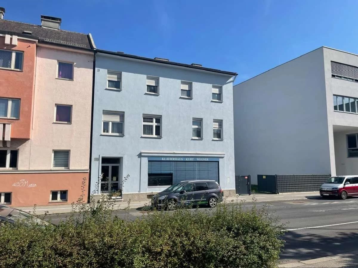 Immobilie mieten in Wels – 340 m², € 2.900