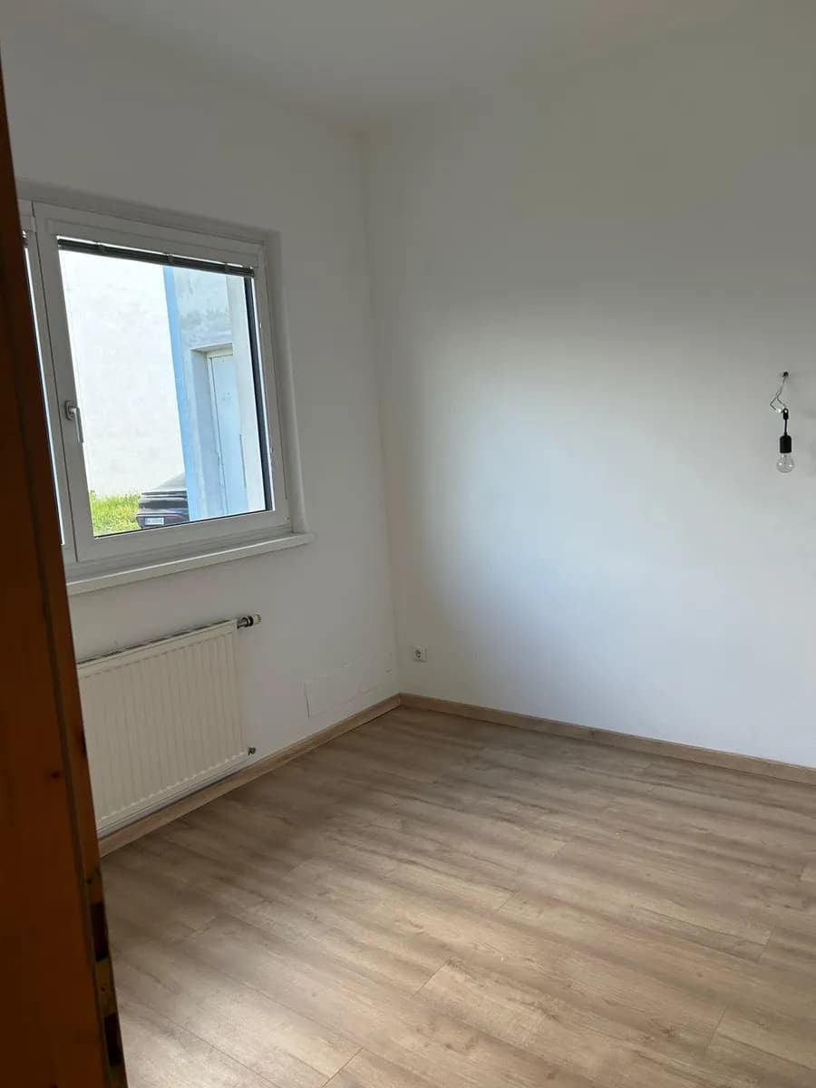 Immobilie mieten in Wels – 340 m², € 2.900 – Bild 16 von 25