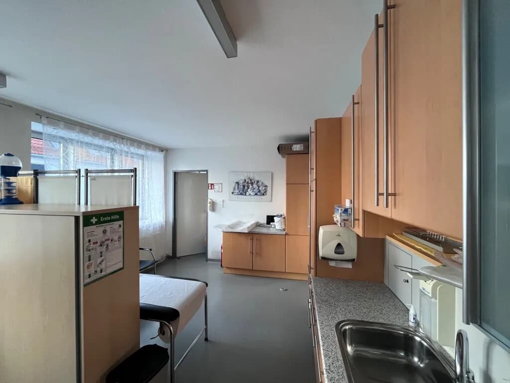 Gewerbeimmobilie mieten in Urfahr-Umgebung – 102 m², € 1.429 – Bild 4 von 7