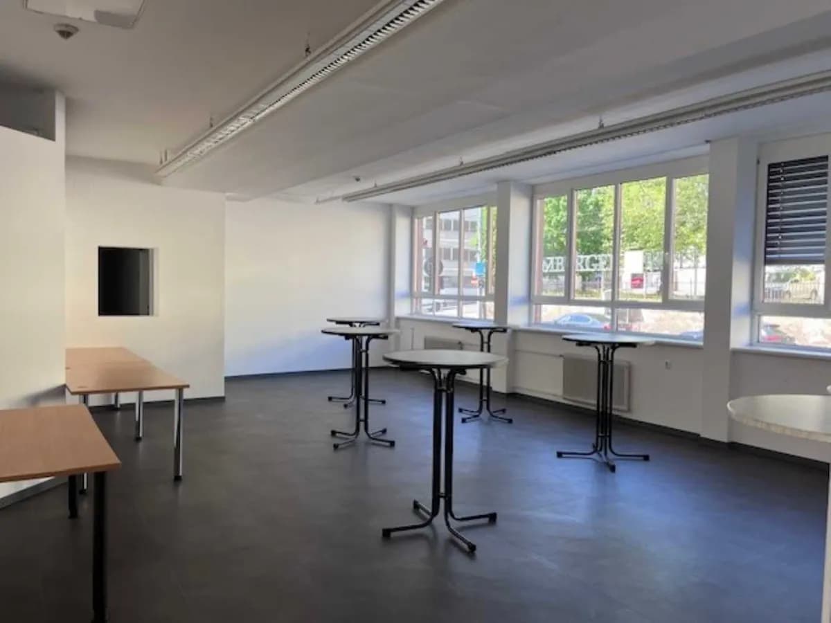 Gewerbeimmobilie mieten in Wien – 608 m², € 11 – Bild 9 von 15
