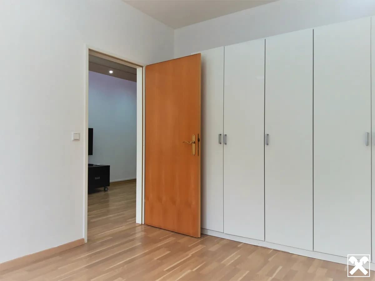 2-Zimmer-Wohnung kaufen in Mödling – 63 m², € 175.000 – Bild 6 von 8
