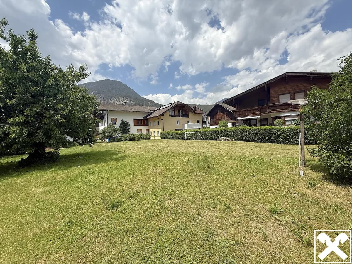 Grundstück kaufen in Imst – 675 m², € 395.000