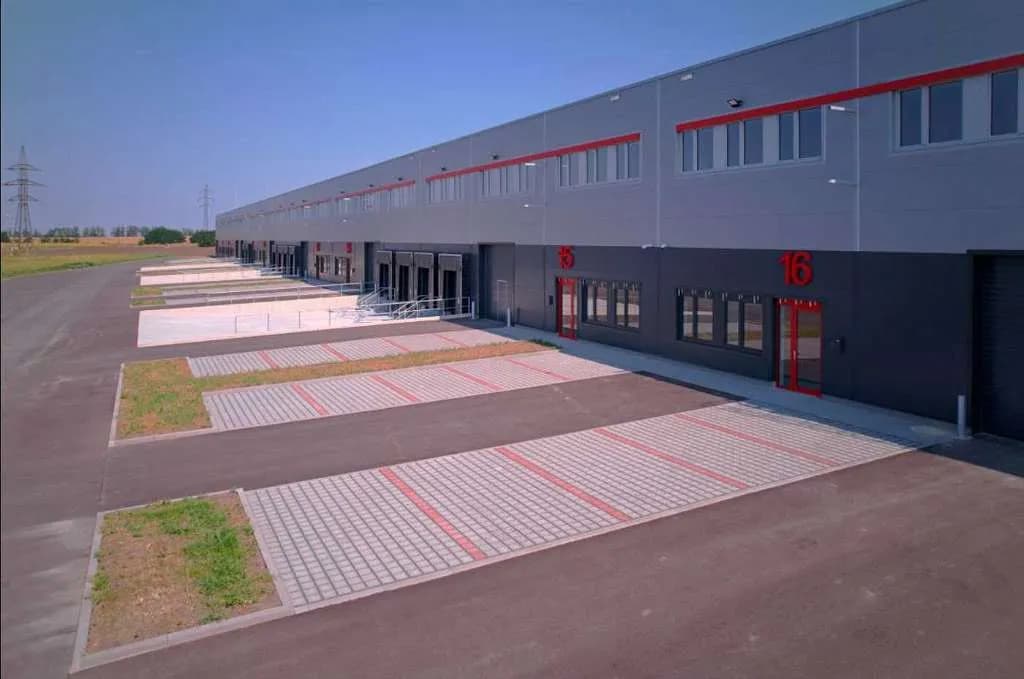Gewerbeimmobilie mieten in Mistelbach – 13 850 m² – Bild 2 von 13