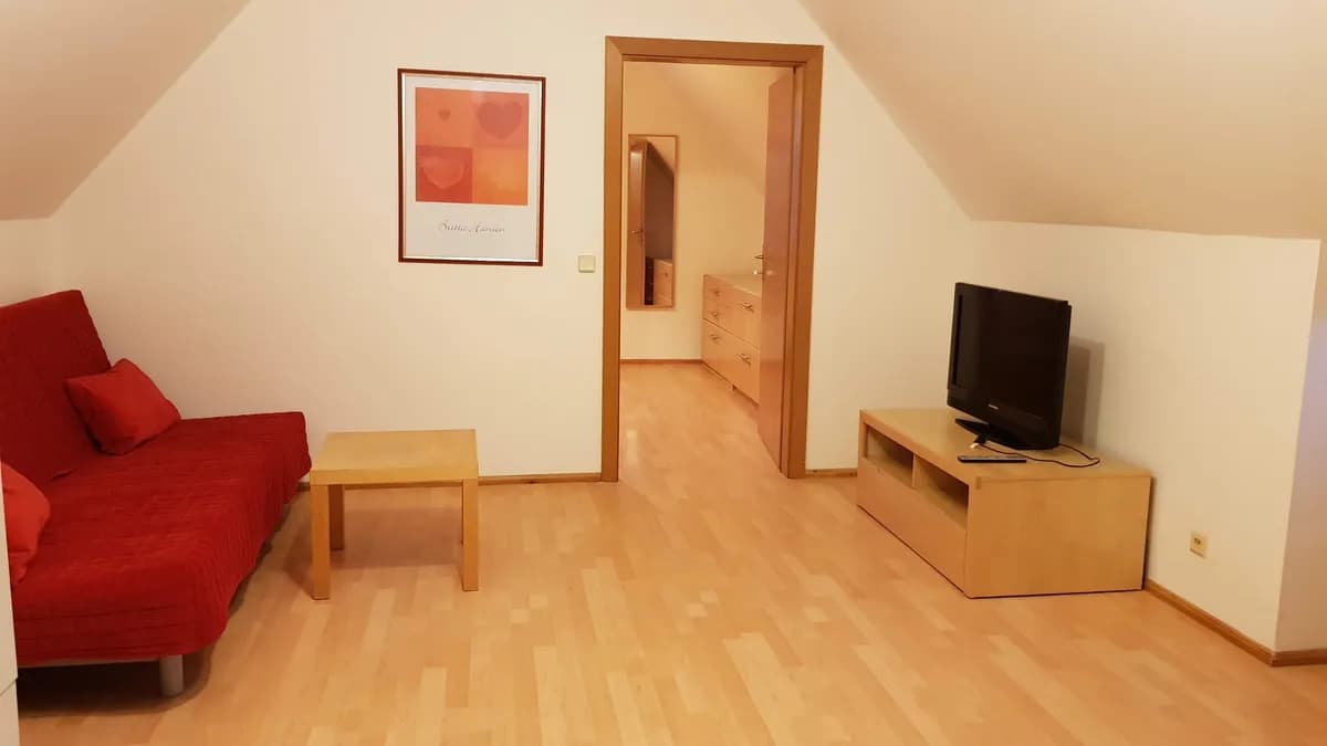 2-Zimmer-Wohnung mieten in Leoben – 49 m², € 585 – Bild 2 von 7