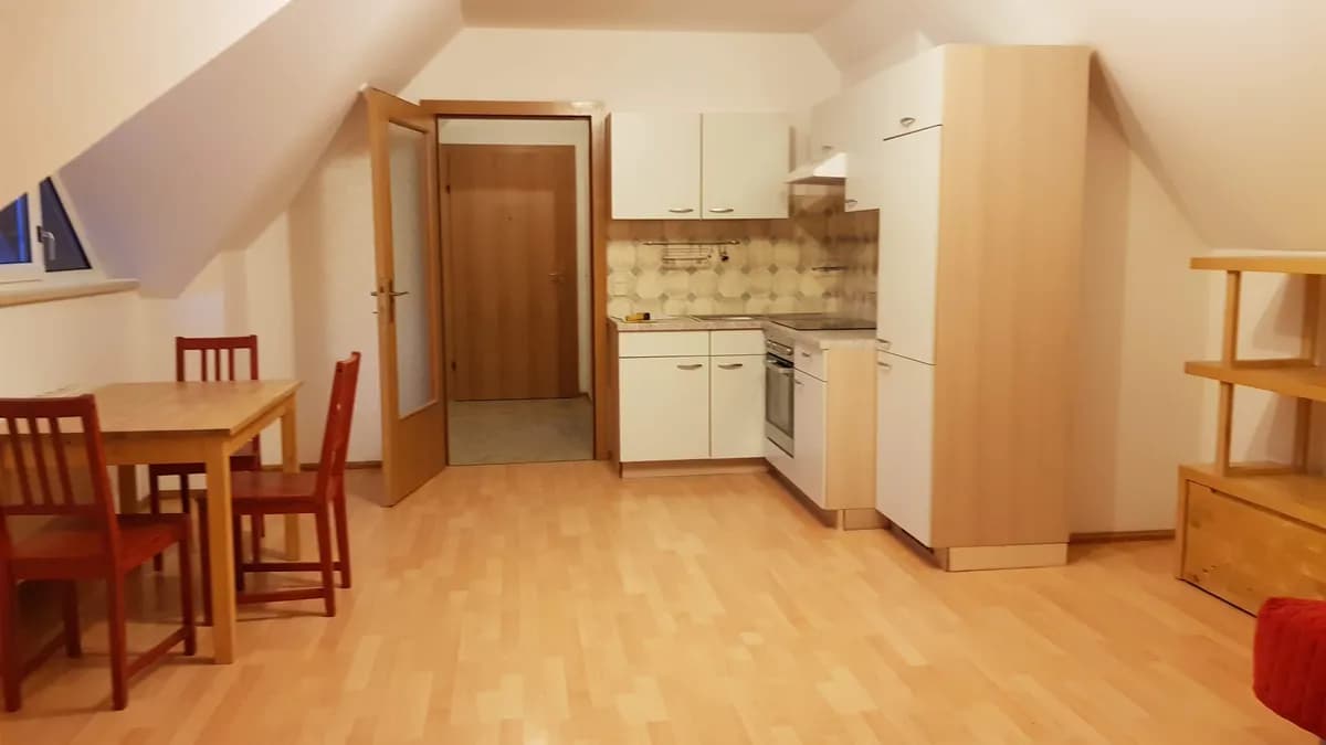 2-Zimmer-Wohnung mieten in Leoben – 49 m², € 585 – Bild 5 von 7