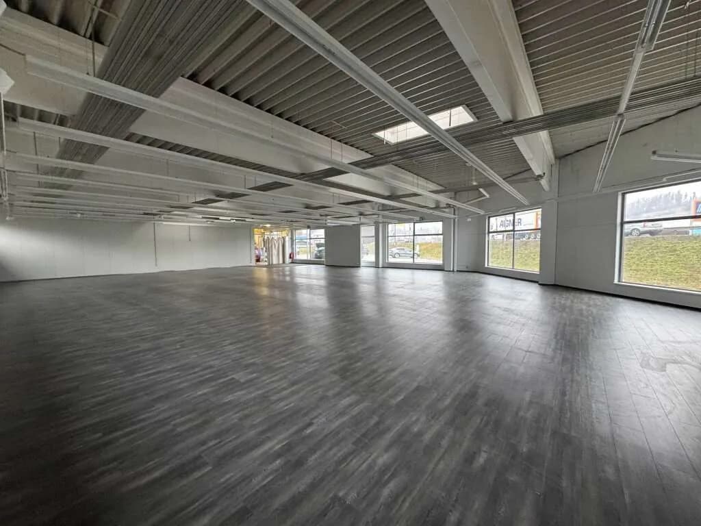 Gewerbeimmobilie kaufen in Grieskirchen – 940 m², € 2.340.000 – Bild 11 von 13