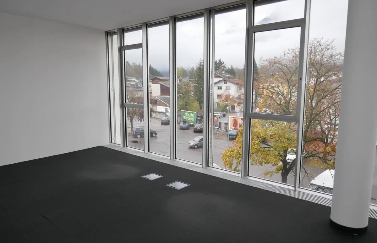 Gewerbeimmobilie mieten in Reutte – 105 m², € 1.759 – Bild 2 von 5