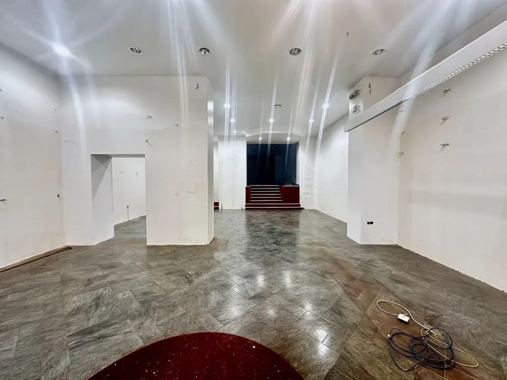Gewerbeimmobilie mieten in Wien – 337 m², € 4.198 – Bild 3 von 18