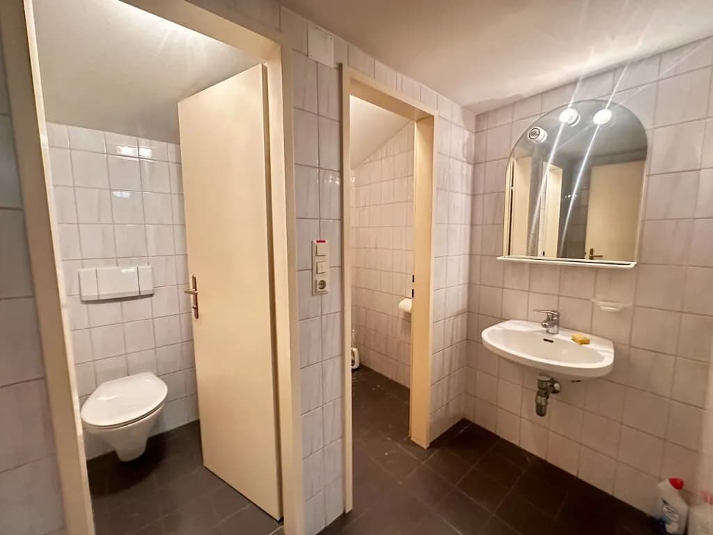 Gewerbeimmobilie mieten in Wien – 337 m², € 4.198 – Bild 14 von 18