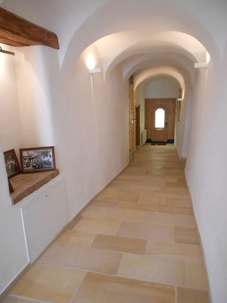 9-Zimmer-Haus mieten in Wien – 550 m², € 7.920 – Bild 16 von 20