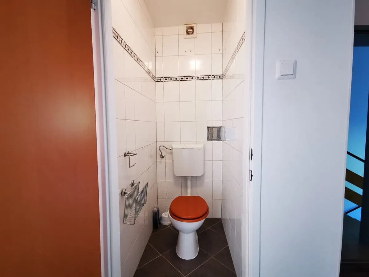 3-Zimmer-Wohnung mieten in Baden – 89,06 m², € 973 – Bild 12 von 12