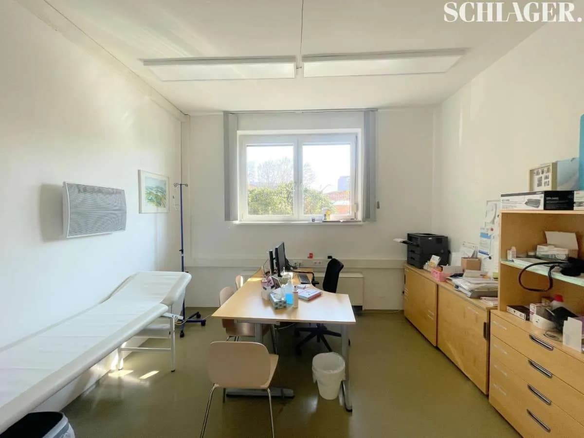 Gewerbeimmobilie mieten in Graz – 217 m², € 2.496